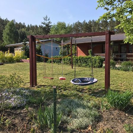Domek Letniskowy Nad Jeziorem Wiejskim Lakie Eksteriør billede